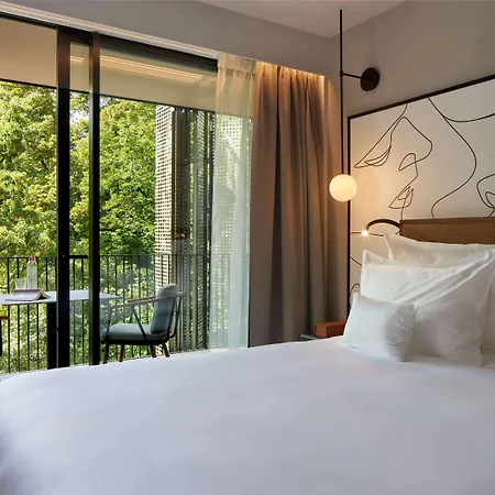 L'Esquisse Hotel & Spa Colmar - Mgallery Exterior photo A room at the hotel